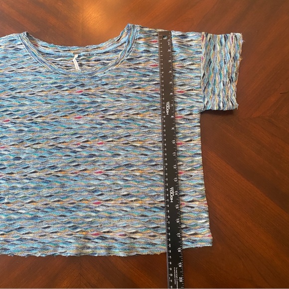 Free People Rainbow Wave Boxy Crop Top Small Blue Colorful Shirt Small S - Picture 9 of 12